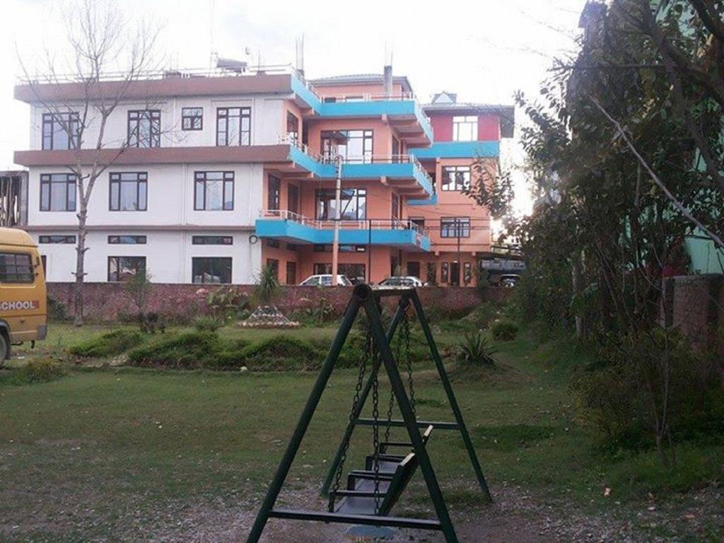 Himgiri Resort Nagchala Buitenkant foto